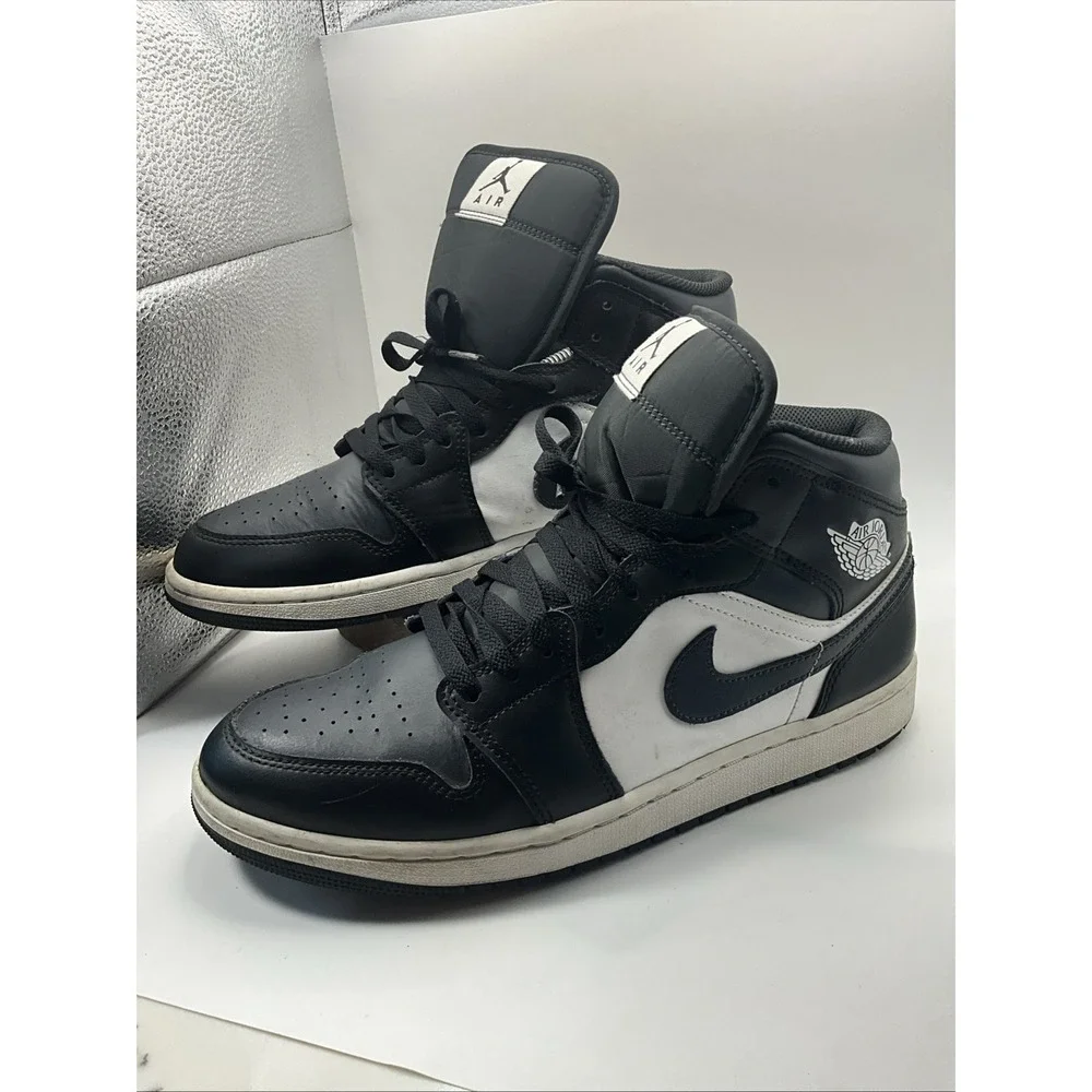 Men's Size 10 Nike Air Jordan 1 Mid Black Off Noir White DQ8426-010 No Box
